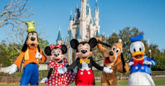 16 konstiga regler anställda på Disney World måste följa!